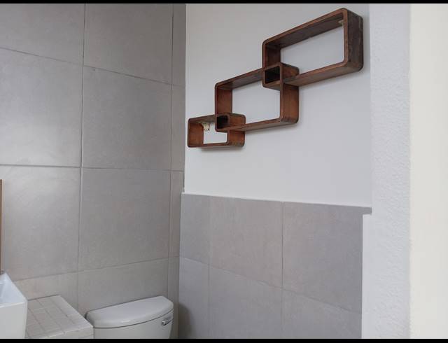 2 bed property to rent in MILNERTON